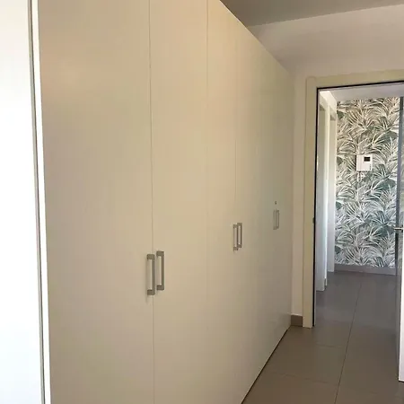 Luxury With Sea View Apartment