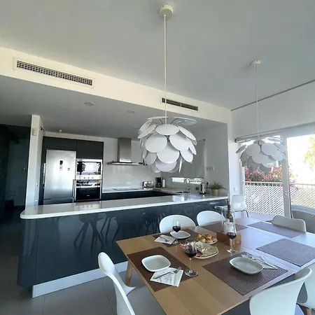 Apartment Luxury With Sea View